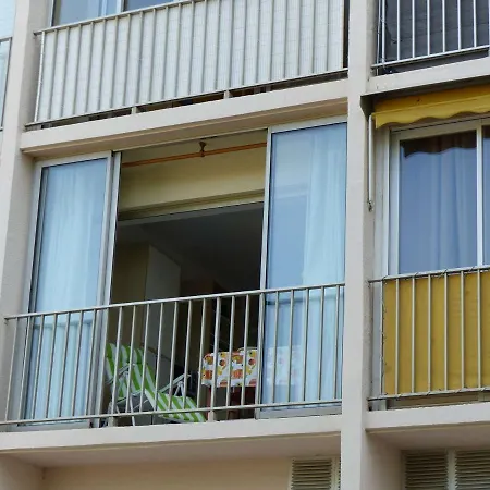 Apartment Cosy Avec Tv Et Cuisine Equipee, Bord De - Fr-1-308-34 Le Lavandou